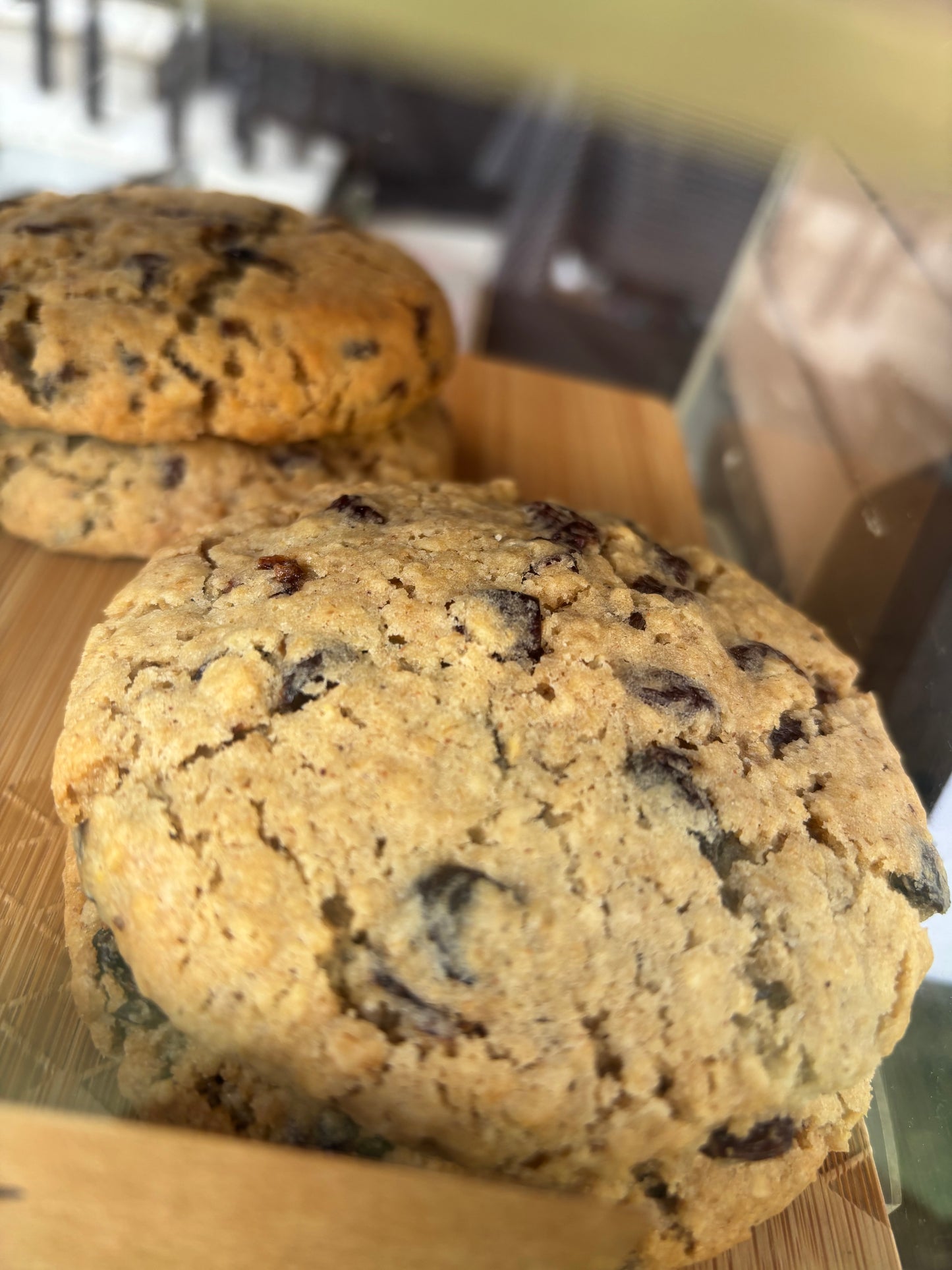 Oat & Raisin Cookie