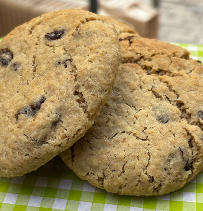 Oat & Raisin Cookie